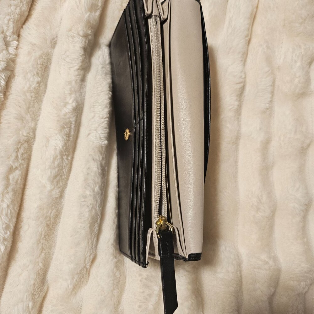 Black Radley Wallet - Picture 3 of 4